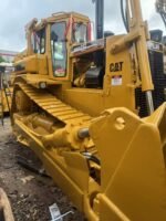Caterpillar D8R large crawler bulldozer - Image 6