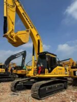 Komatsu PC360 heavy excavator - Image 3