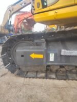 Komatsu PC400 crawler excavator - Image 6
