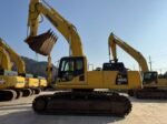 Komatsu PC460LC heavy excavator - Image 5