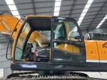 Genuine Hyundai 305LC-9T Crawler Hydraulic Excavator - Image 3