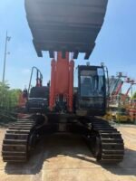 Hitachi ZX370H-6A Heavy-Duty Excavator - Image 2