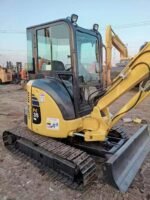 Komatsu PC35MR Mini Crawler Excavator - Image 4